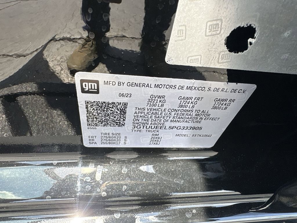 2023 GMC Sierra 1500 AT4