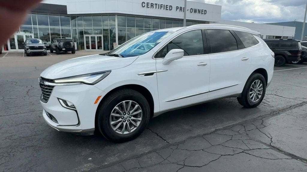 2024 Buick Enclave Essence