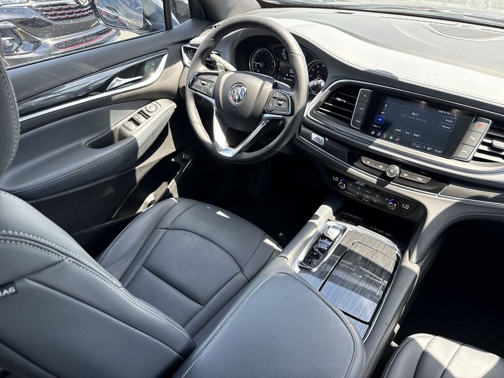 2024 Buick Enclave Essence