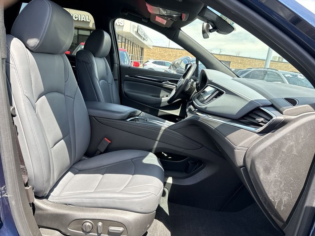 2024 Buick Enclave Essence
