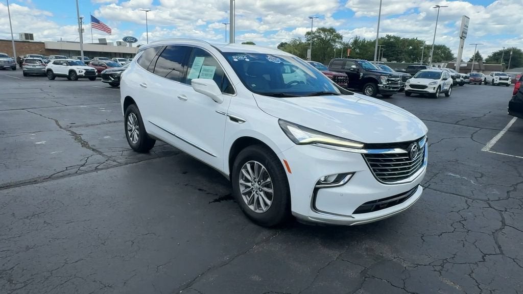 2024 Buick Enclave Essence