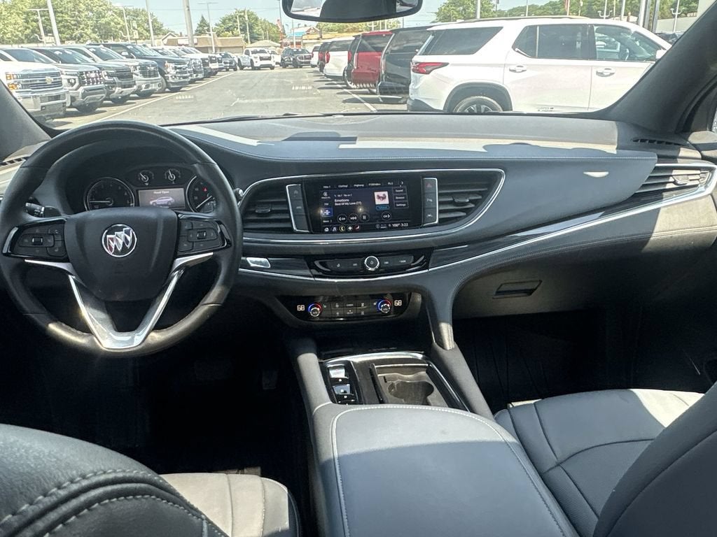2024 Buick Enclave Essence