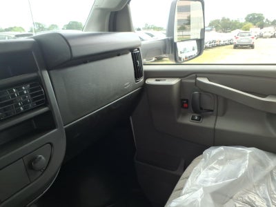 2026 GMC Savana Cutaway 3500 1WT