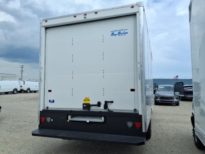 2026 GMC Savana Cutaway 3500 1WT