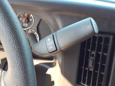 2025 GMC Savana Cutaway 3500 1WT