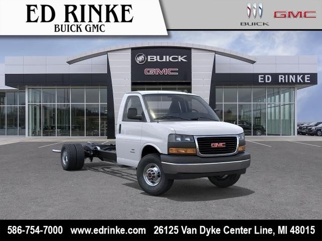 2026 GMC Savana Cutaway 3500 1WT