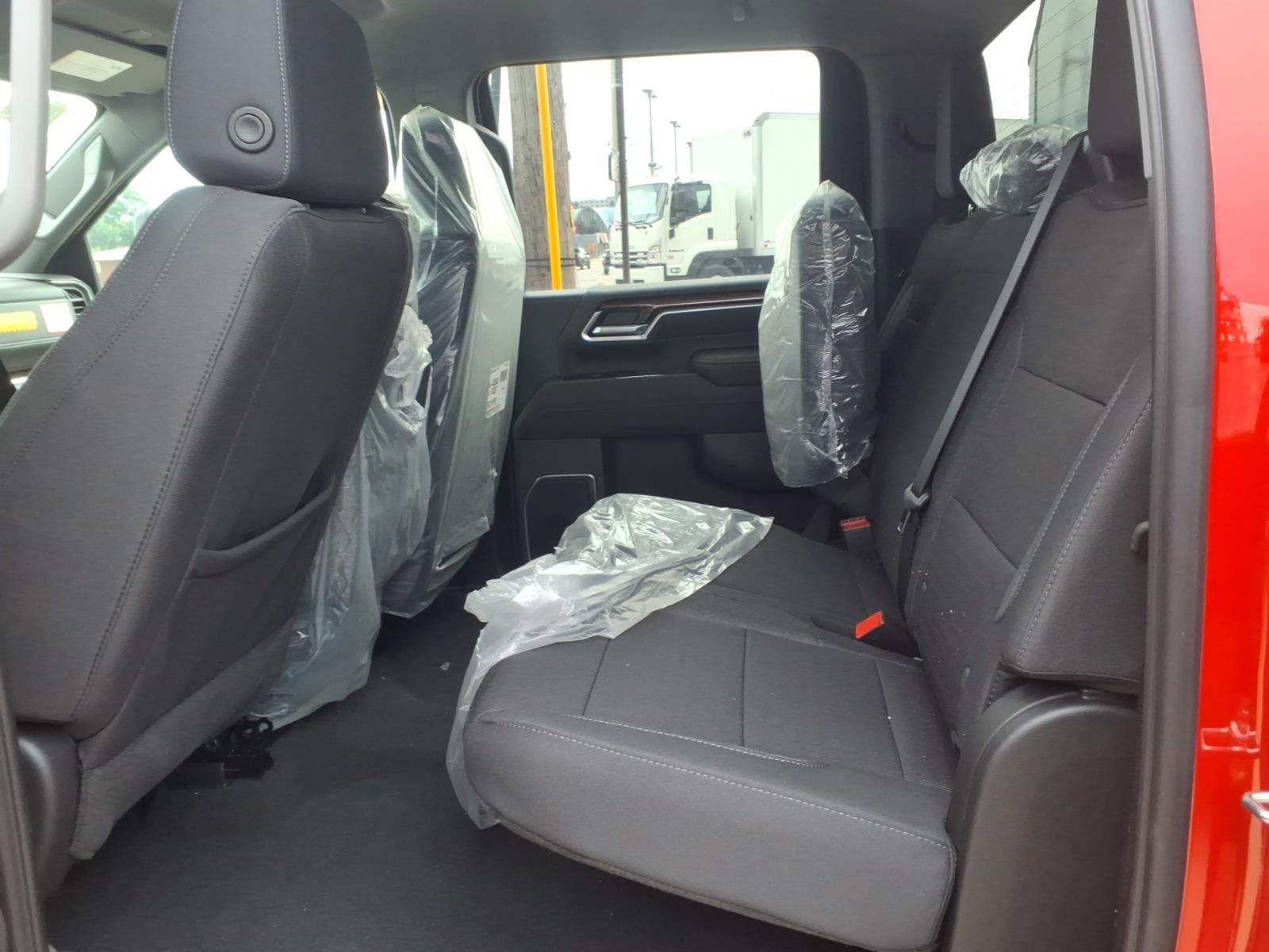 2026 GMC Savana Cutaway 3500 1WT