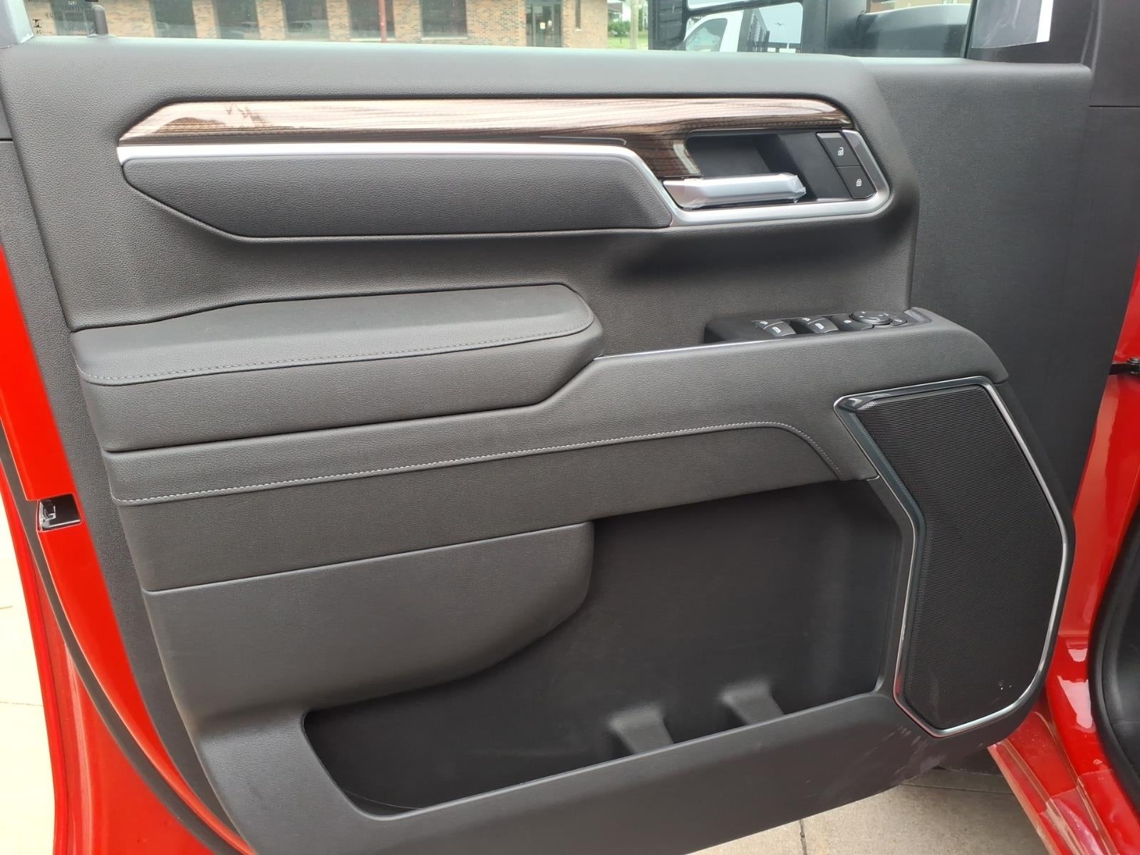 2026 GMC Savana Cutaway 3500 1WT