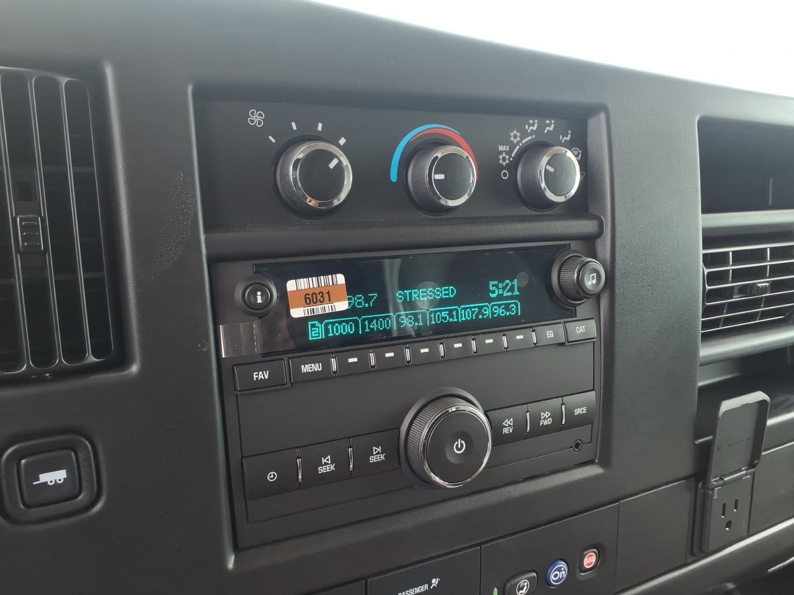 2026 GMC Savana Cutaway 3500 1WT