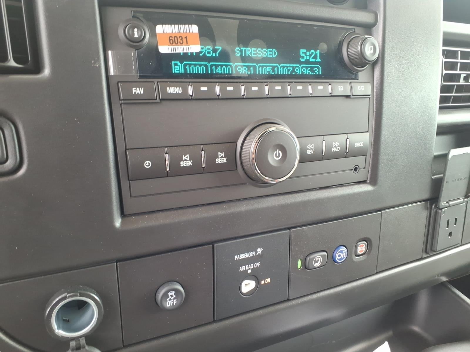 2026 GMC Savana Cutaway 3500 1WT