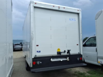 2026 GMC Savana Cutaway 3500 1WT