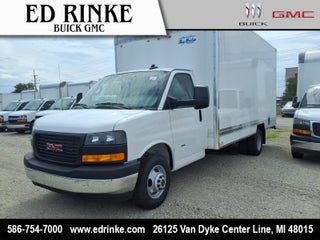 2026 GMC Savana Cutaway 3500 1WT