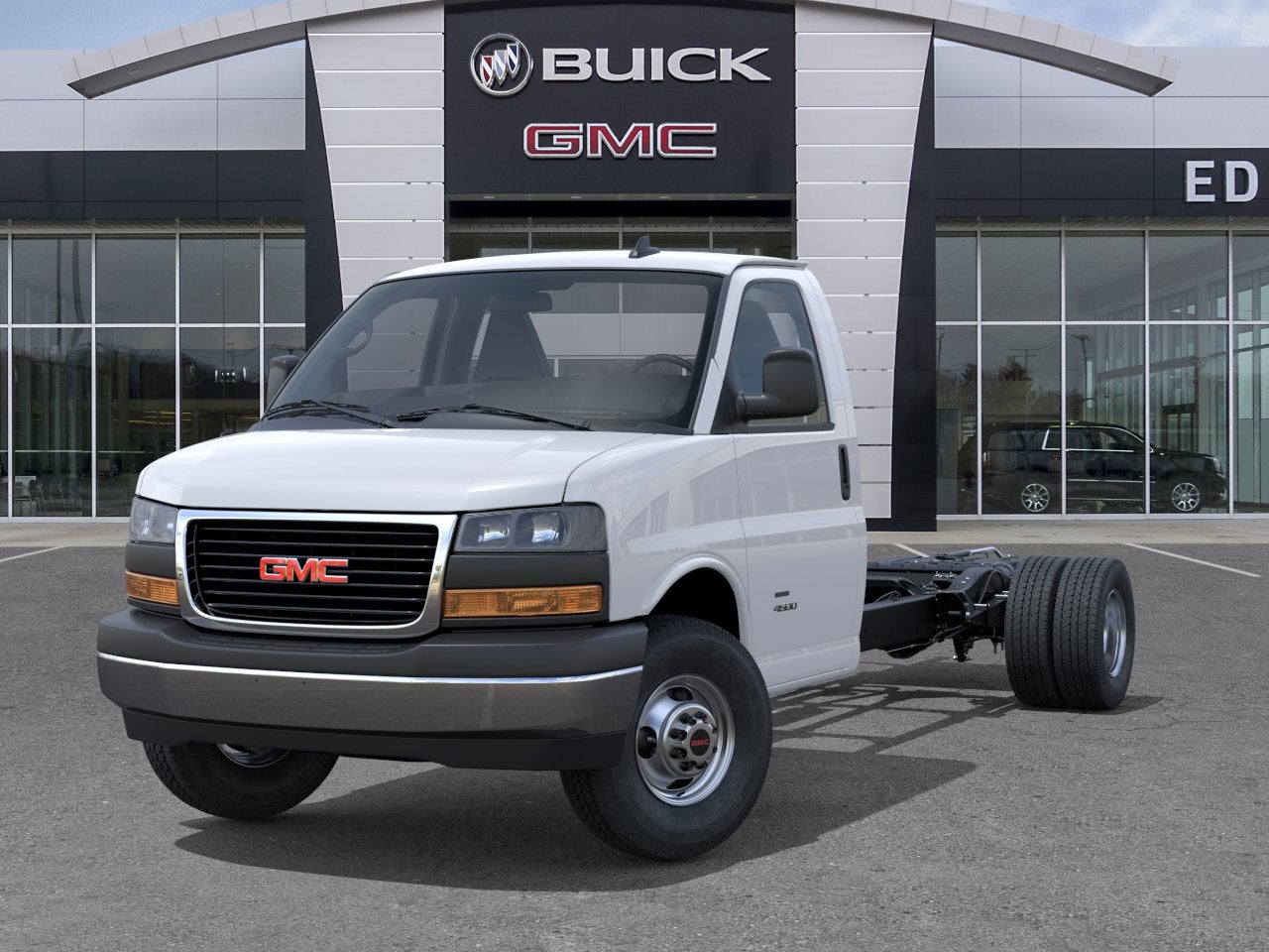2026 GMC Savana Cutaway 3500 1WT
