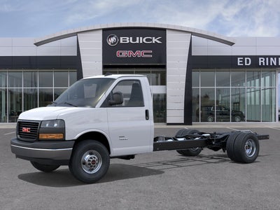 2026 GMC Savana Cutaway 3500 1WT