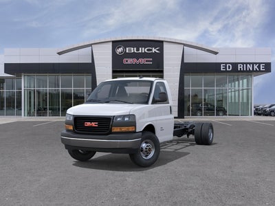 2026 GMC Savana Cutaway 3500 1WT
