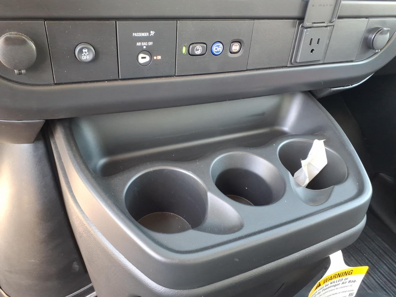 2026 GMC Savana Cutaway 3500 1WT