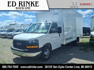 2026 GMC Savana Cutaway 3500 1WT