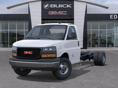 2026 GMC Savana Cutaway 3500 1WT