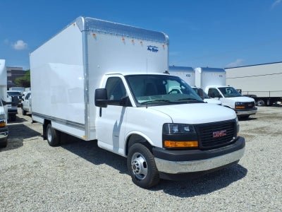 2026 GMC Savana Cutaway 3500 1WT