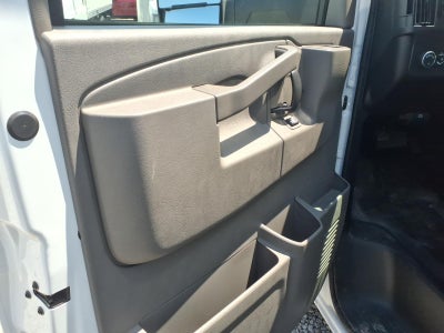 2026 GMC Savana Cutaway 3500 1WT