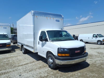 2026 GMC Savana Cutaway 3500 1WT