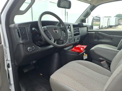 2026 GMC Savana Cutaway 3500 1WT