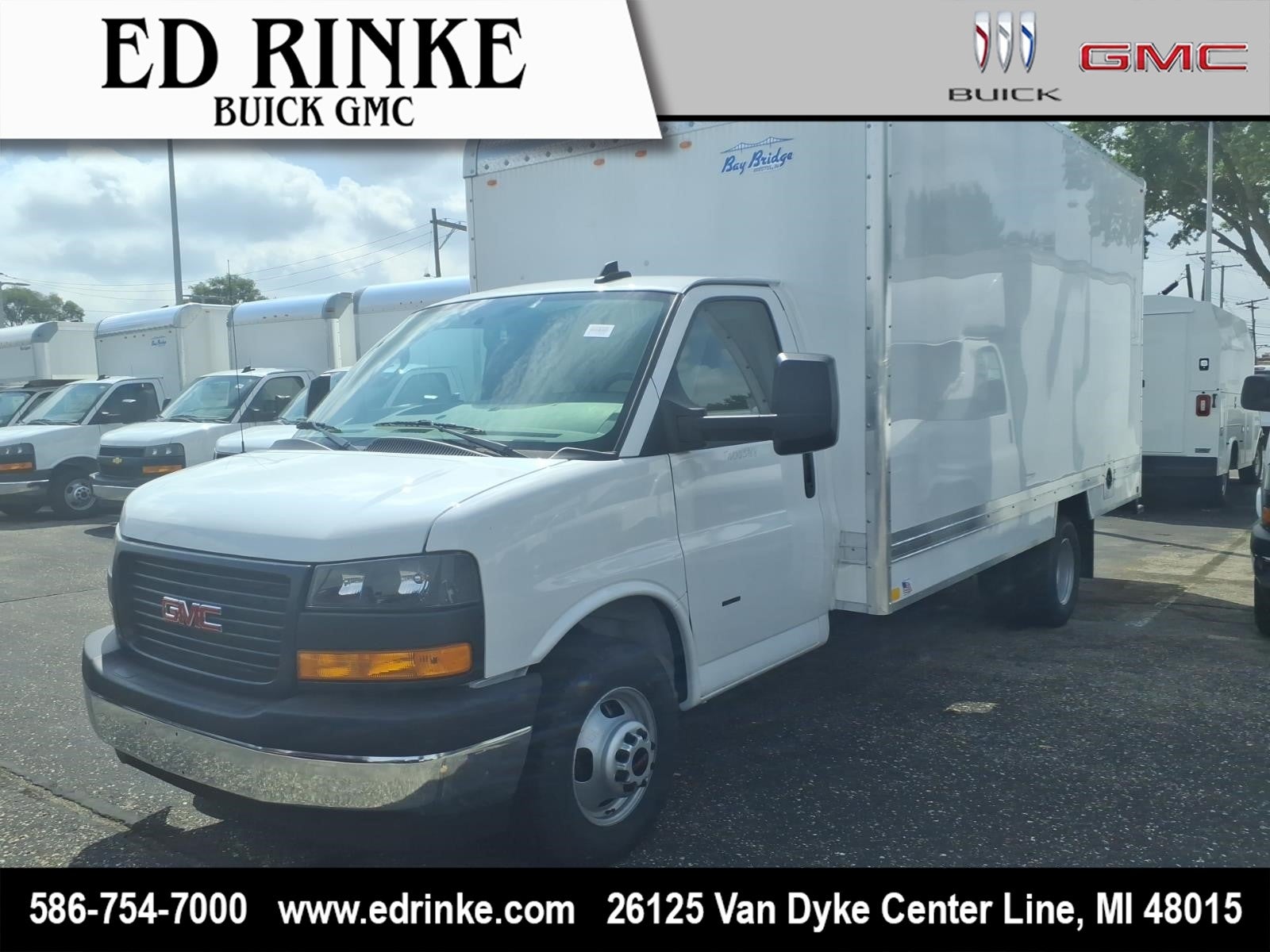 2026 GMC Savana Cutaway 3500 1WT