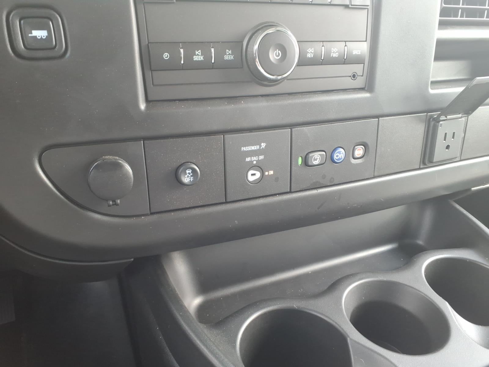 2026 GMC Savana Cutaway 3500 1WT