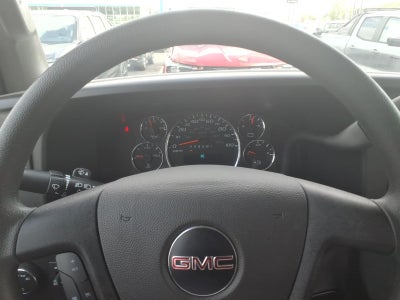 2026 GMC Savana Cutaway 3500 1WT