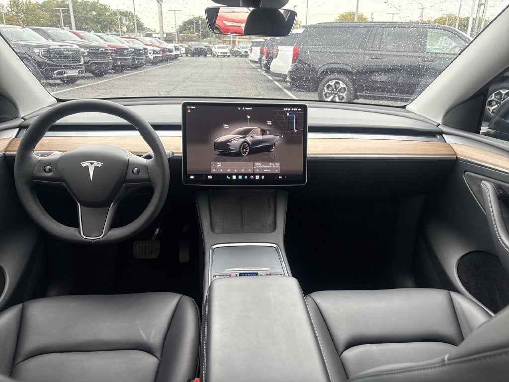 2024 Tesla Model Y Long Range
