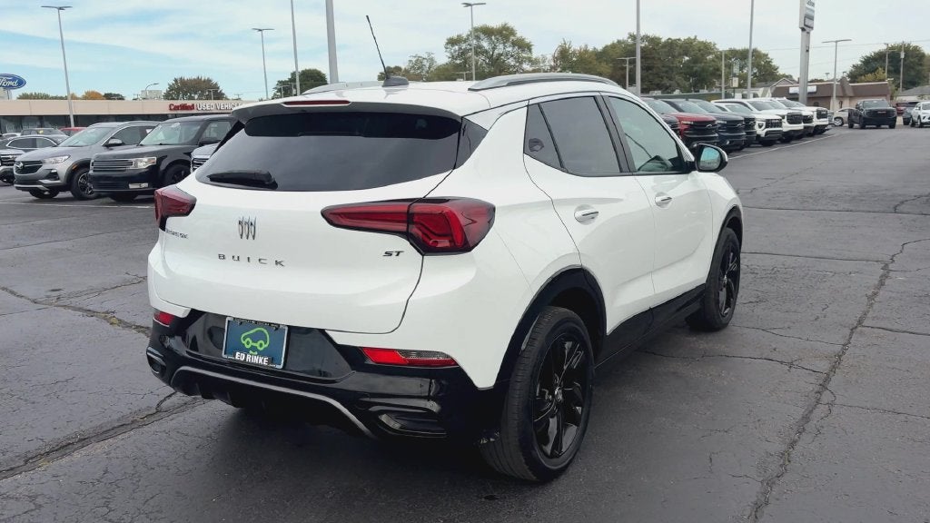 2024 Buick Encore GX Sport Touring - Photo 8