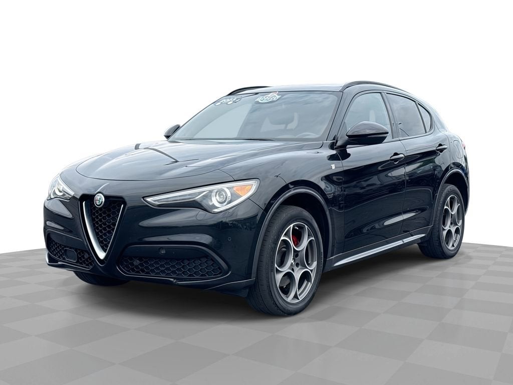 2023 Alfa Romeo Stelvio Ti AWD's photo